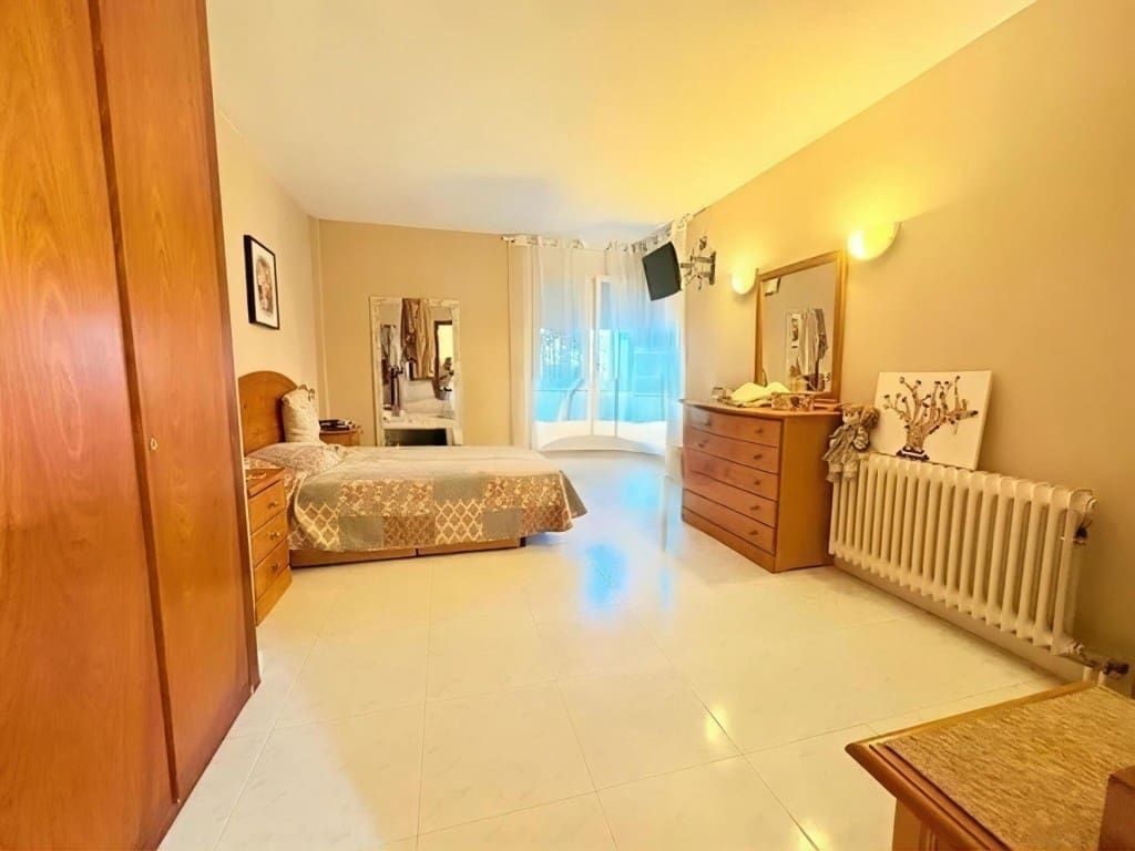 4 sovrum Radhus till salu i Teia - 595 000 € (Ref: 9439974)