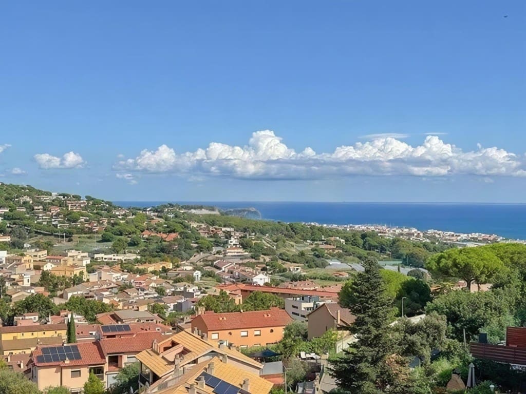 4 sovrum Radhus till salu i Teia - 595 000 € (Ref: 9439974)