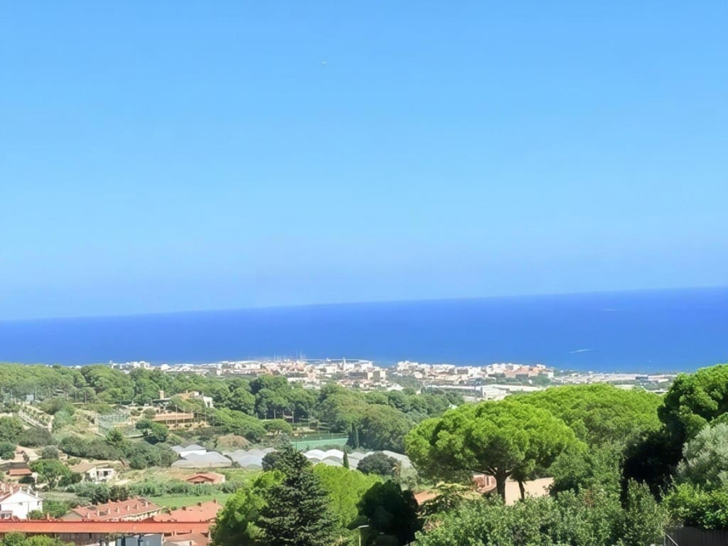 4 sovrum Radhus till salu i Teia - 595 000 € (Ref: 9439974)