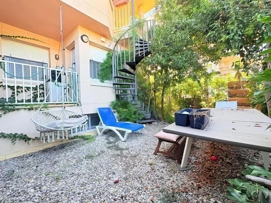 4 sovrum Radhus till salu i Teia - 595 000 € (Ref: 9439974)