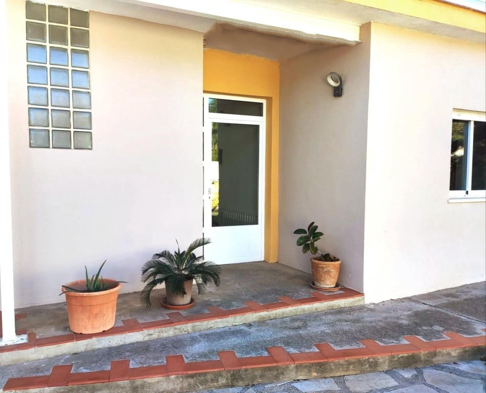 Chalet de 6 habitaciones en Riba-roja de Túria en venta con piscina - 516.000 € (Ref: 9443174)