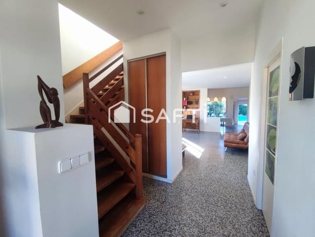 6 sypialnia Willa na sprzedaż w Riba-roja de Túria z basenem - 496 000 € (Ref: 9443174)