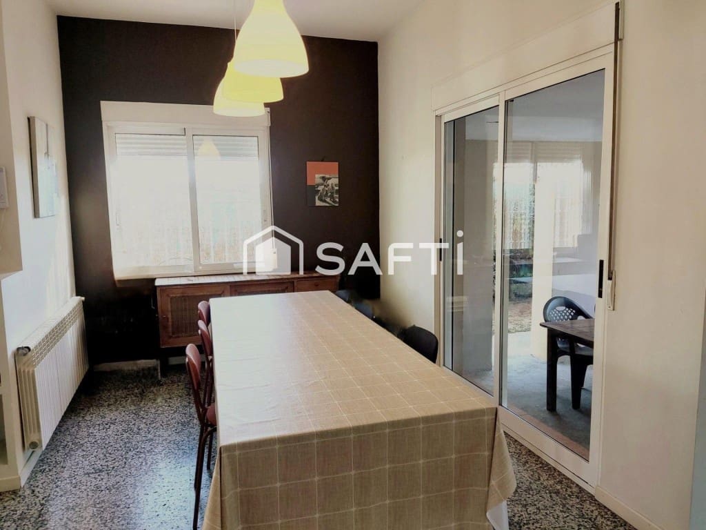 Chalet de 6 habitaciones en Riba-roja de Túria en venta con piscina - 516.000 € (Ref: 9443174)