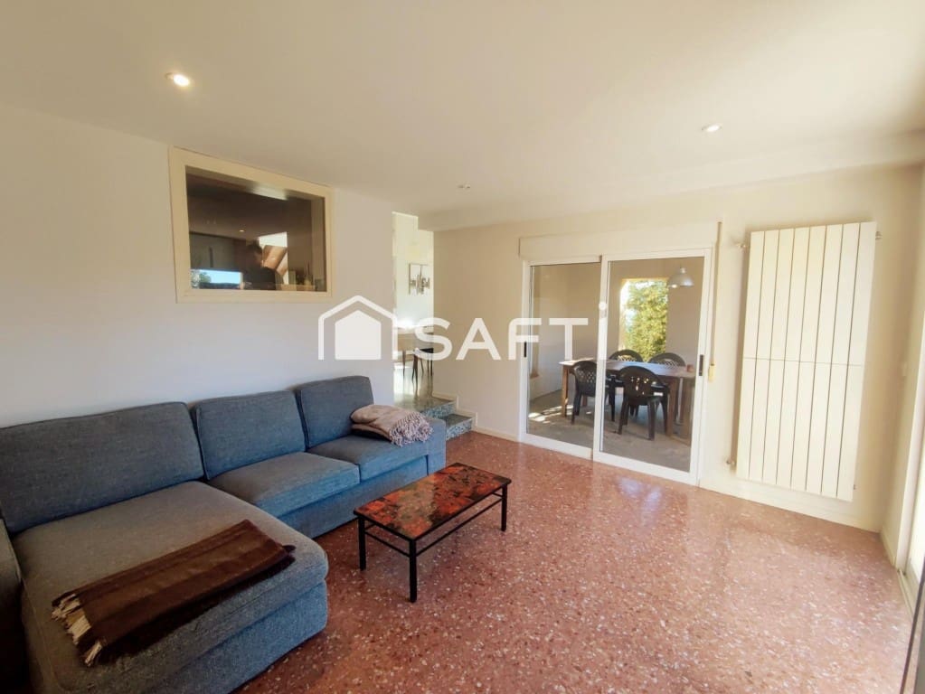 Chalet de 6 habitaciones en Riba-roja de Túria en venta con piscina - 516.000 € (Ref: 9443174)