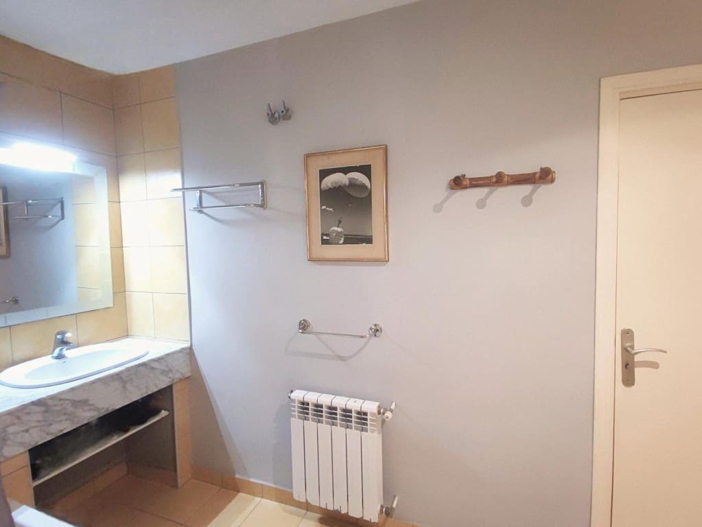 Chalet de 6 habitaciones en Riba-roja de Túria en venta con piscina - 516.000 € (Ref: 9443174)