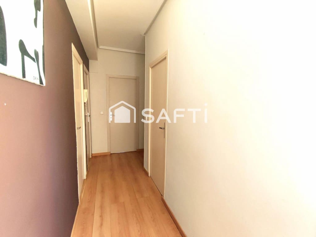 Chalet de 6 habitaciones en Riba-roja de Túria en venta con piscina - 516.000 € (Ref: 9443174)