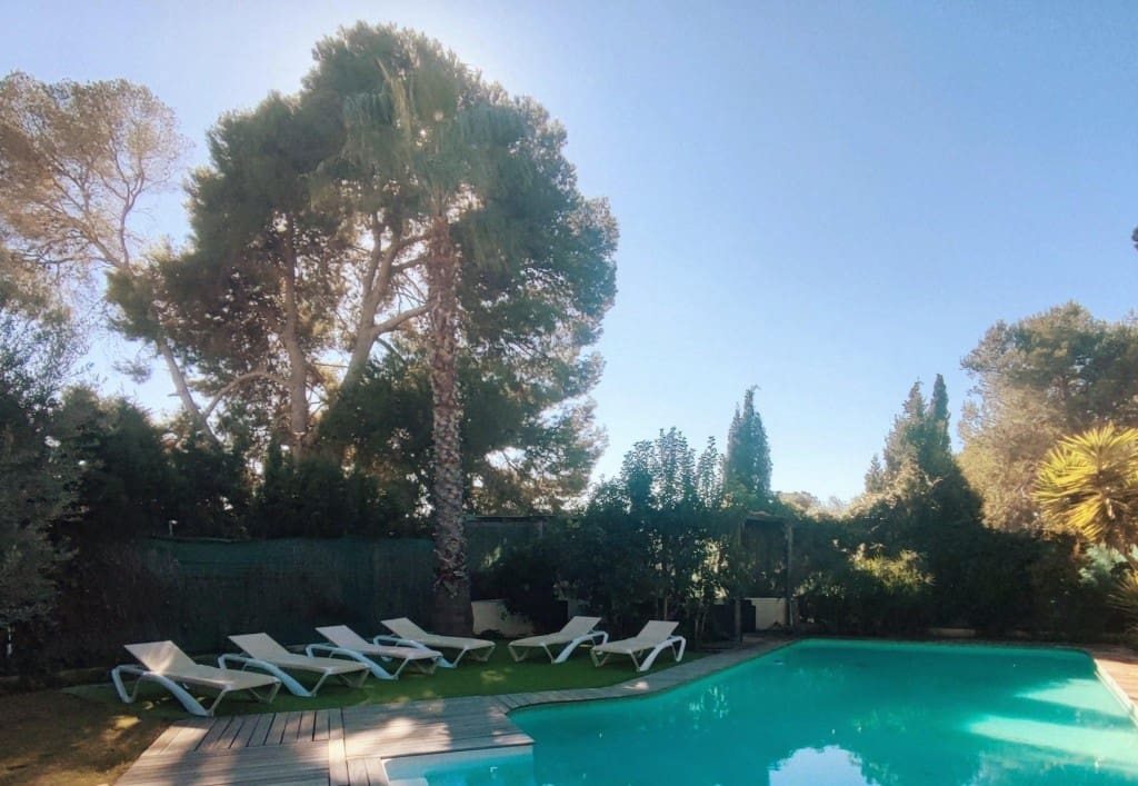 Chalet de 6 habitaciones en Riba-roja de Túria en venta con piscina - 516.000 € (Ref: 9443174)