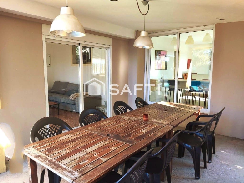 Chalet de 6 habitaciones en Riba-roja de Túria en venta con piscina - 516.000 € (Ref: 9443174)