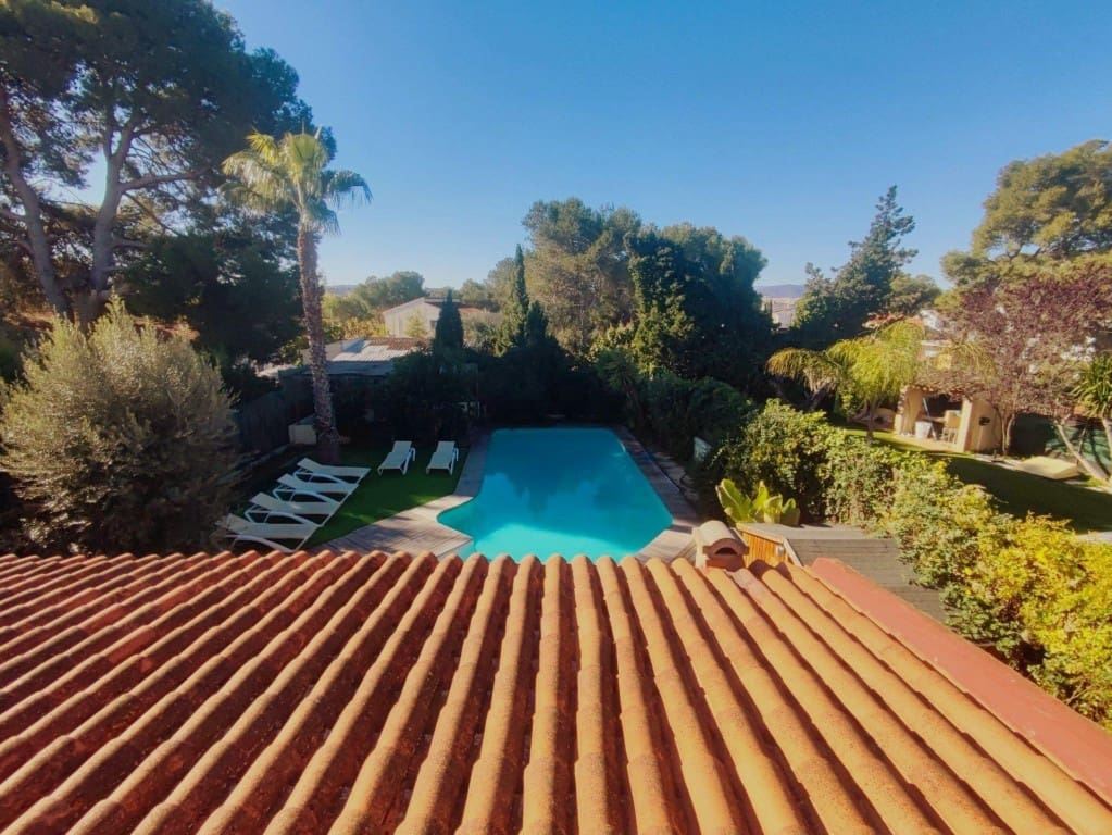 Chalet de 6 habitaciones en Riba-roja de Túria en venta con piscina - 516.000 € (Ref: 9443174)