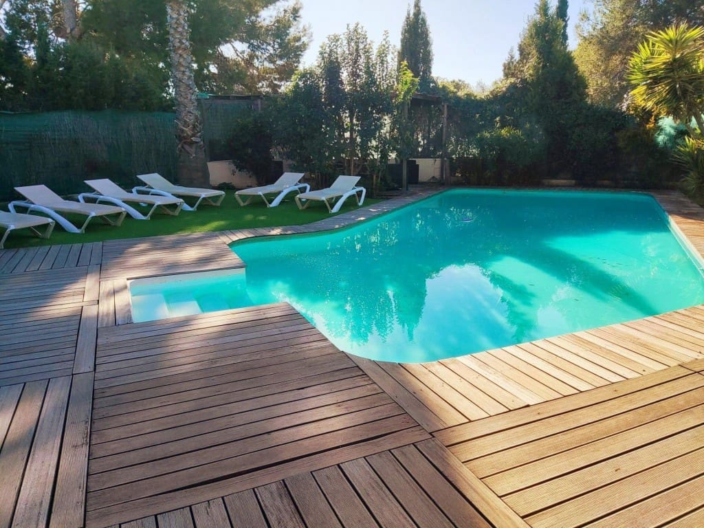 Chalet de 6 habitaciones en Riba-roja de Túria en venta con piscina - 516.000 € (Ref: 9443174)