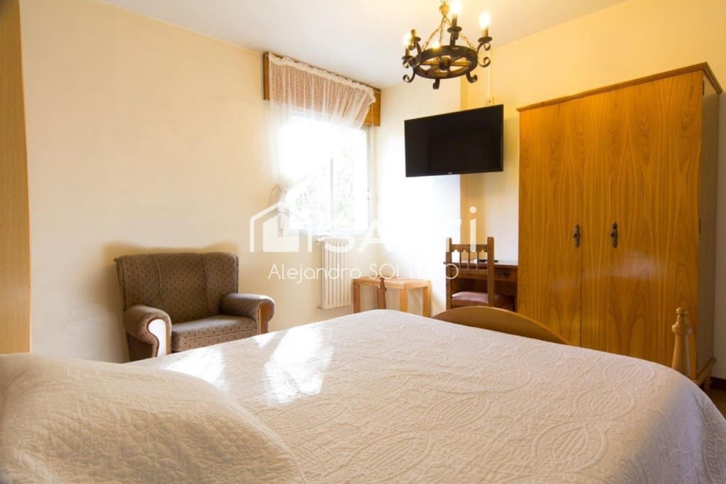 Kontor til salg i A Estrada - € 870.000 (Ref: 9443175)