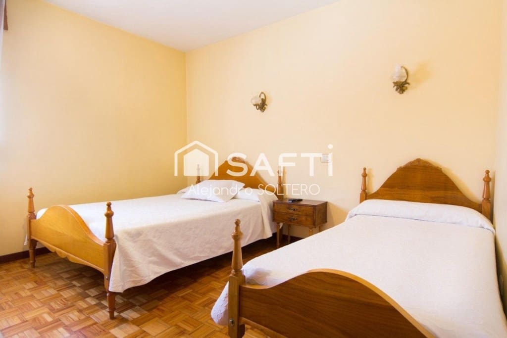 Kontor til salg i A Estrada - € 870.000 (Ref: 9443175)