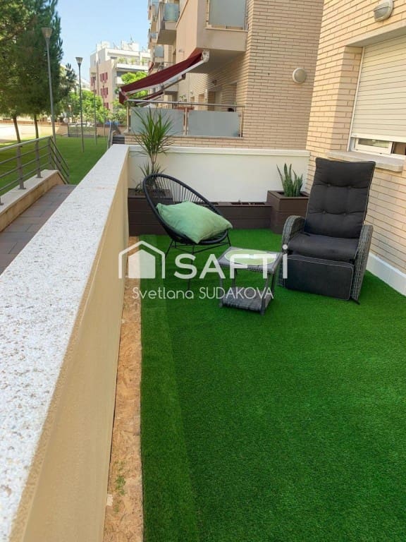 2 Zimmer Apartment zu verkaufen in Lloret de Mar mit Pool - 255.000 € (Ref: 9443176)