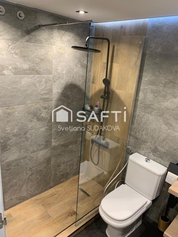 2 Zimmer Apartment zu verkaufen in Lloret de Mar mit Pool - 255.000 € (Ref: 9443176)