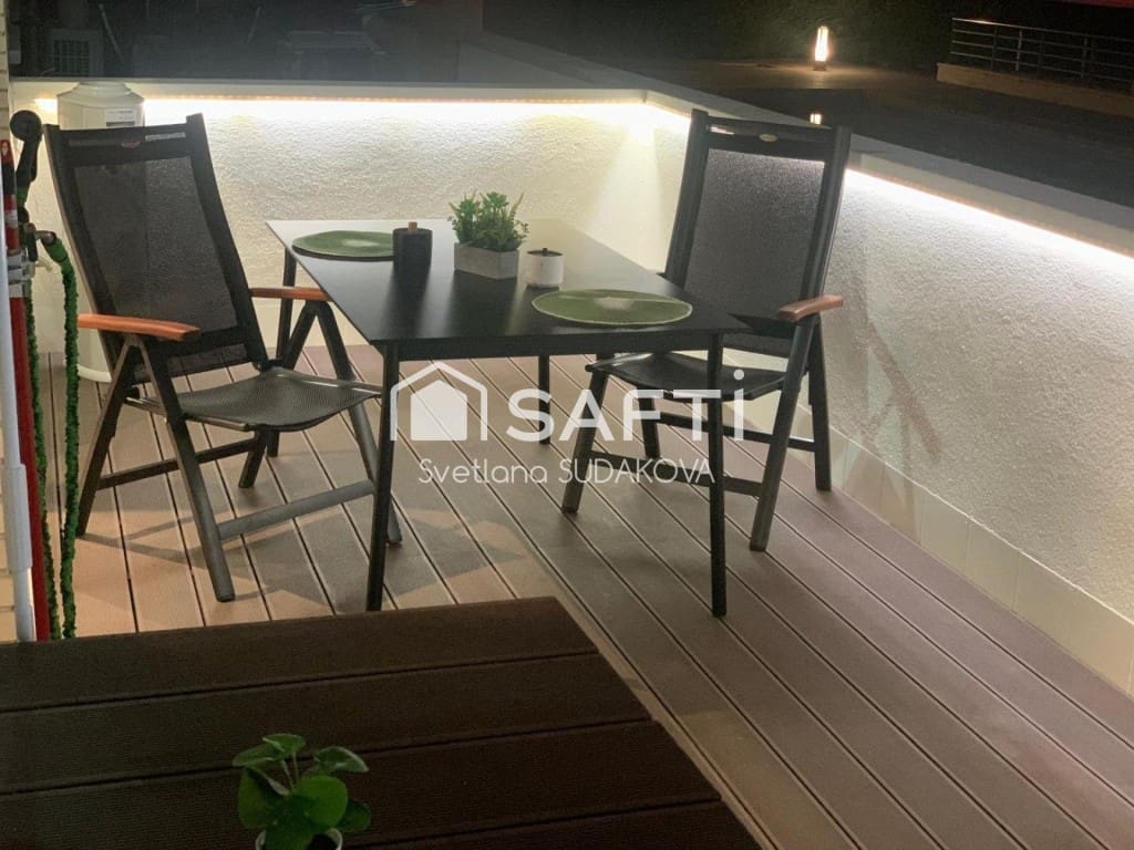 2 Zimmer Apartment zu verkaufen in Lloret de Mar mit Pool - 255.000 € (Ref: 9443176)