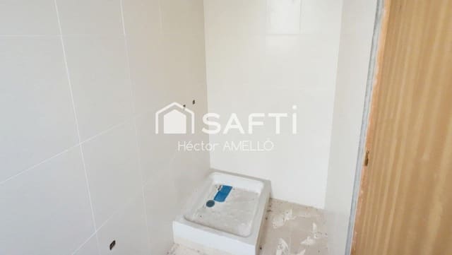 Kommersiell till salu i Figueres - 41 000 € (Ref: 9443181)