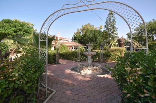 7 quarto Moradia para venda em Callosa de Segura - 530 000 € (Ref: 9446208)