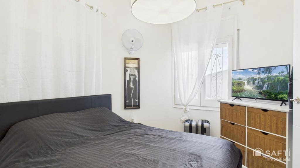 3 sypialnia Willa na sprzedaż w Empuriabrava z basenem garażem - 890 000 € (Ref: 9446211)