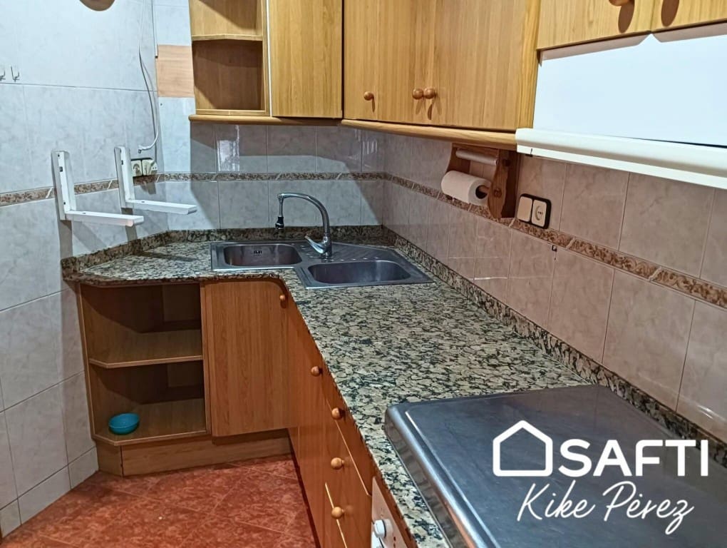 3 soveværelse Lejlighed til salg i Sant Andreu de la Barca - € 175.000 (Ref: 9446214)