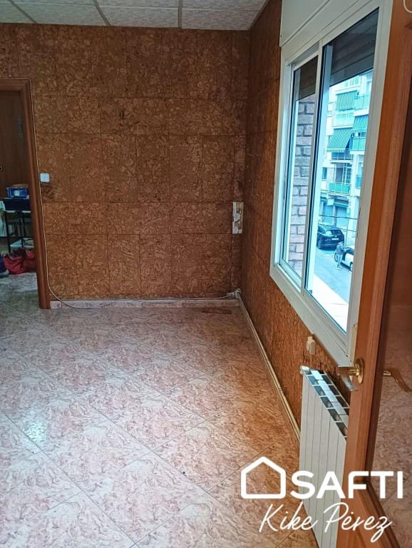 3 soveværelse Lejlighed til salg i Sant Andreu de la Barca - € 175.000 (Ref: 9446214)