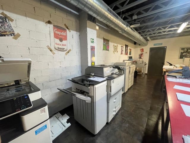 Local Commercial à vendre à Ponferrada - 250 000 € (Ref: 9446217)