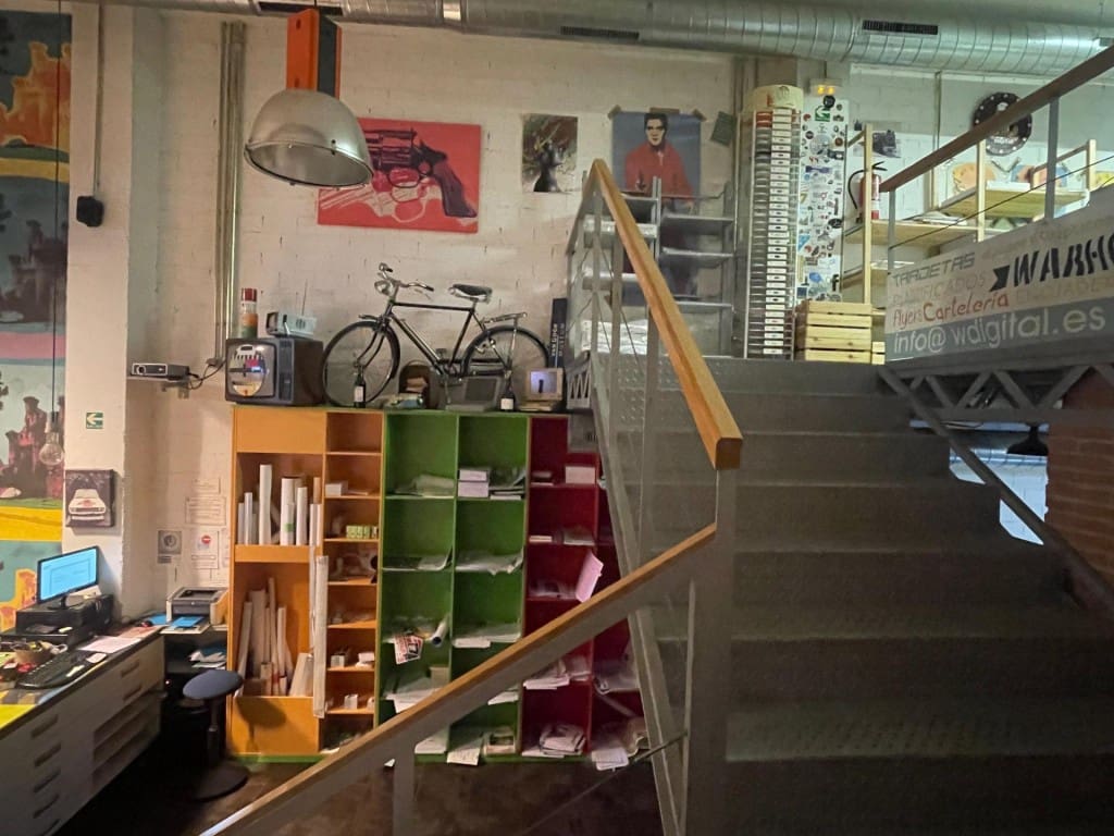 Kommersiell til salgs i Ponferrada - € 250 000 (Ref: 9446217)