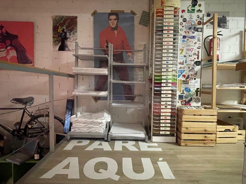 Kommersiell til salgs i Ponferrada - € 250 000 (Ref: 9446217)