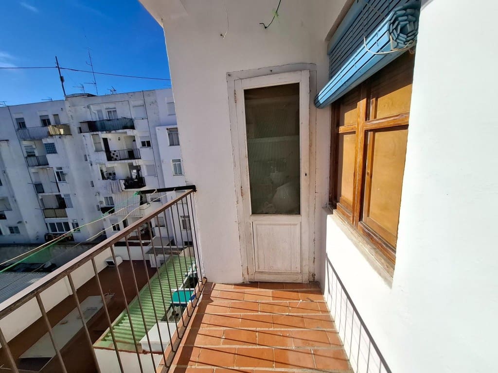 3 soveværelse Lejlighed til salg i Ontinyent - € 75.900 (Ref: 9448701)