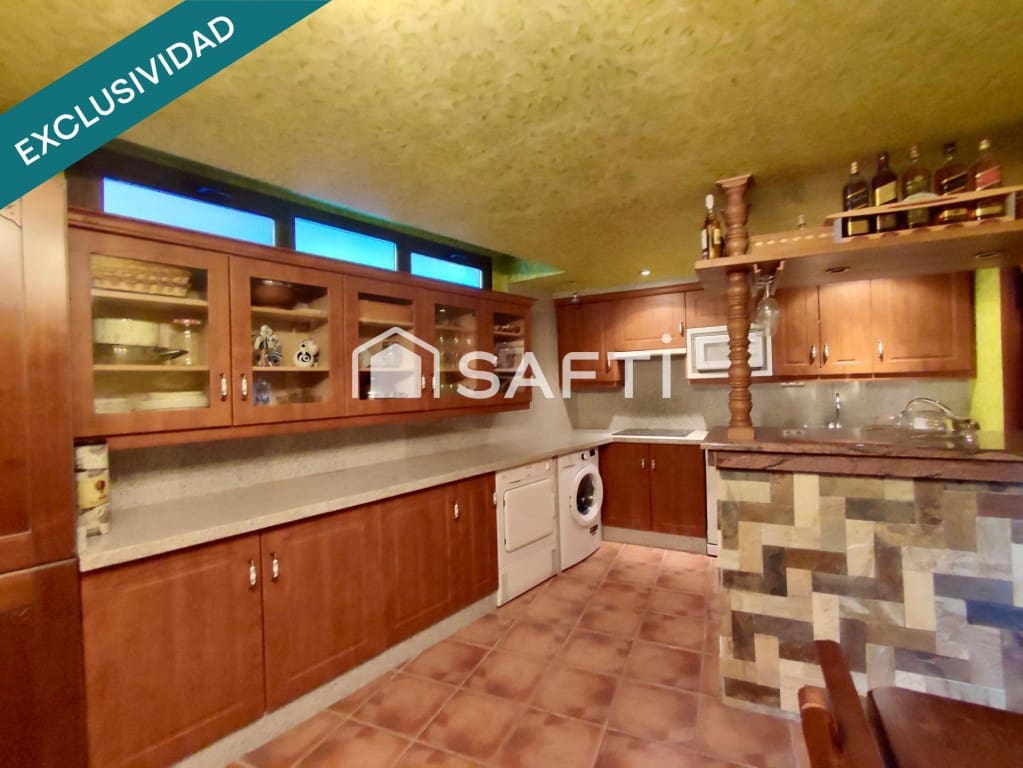 3 soveværelse Rækkehus til salg i Anguciana med swimmingpool garage - € 247.500 (Ref: 9448705)