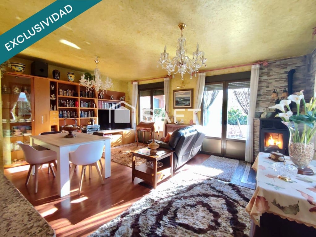 3 soveværelse Rækkehus til salg i Anguciana med swimmingpool garage - € 247.500 (Ref: 9448705)