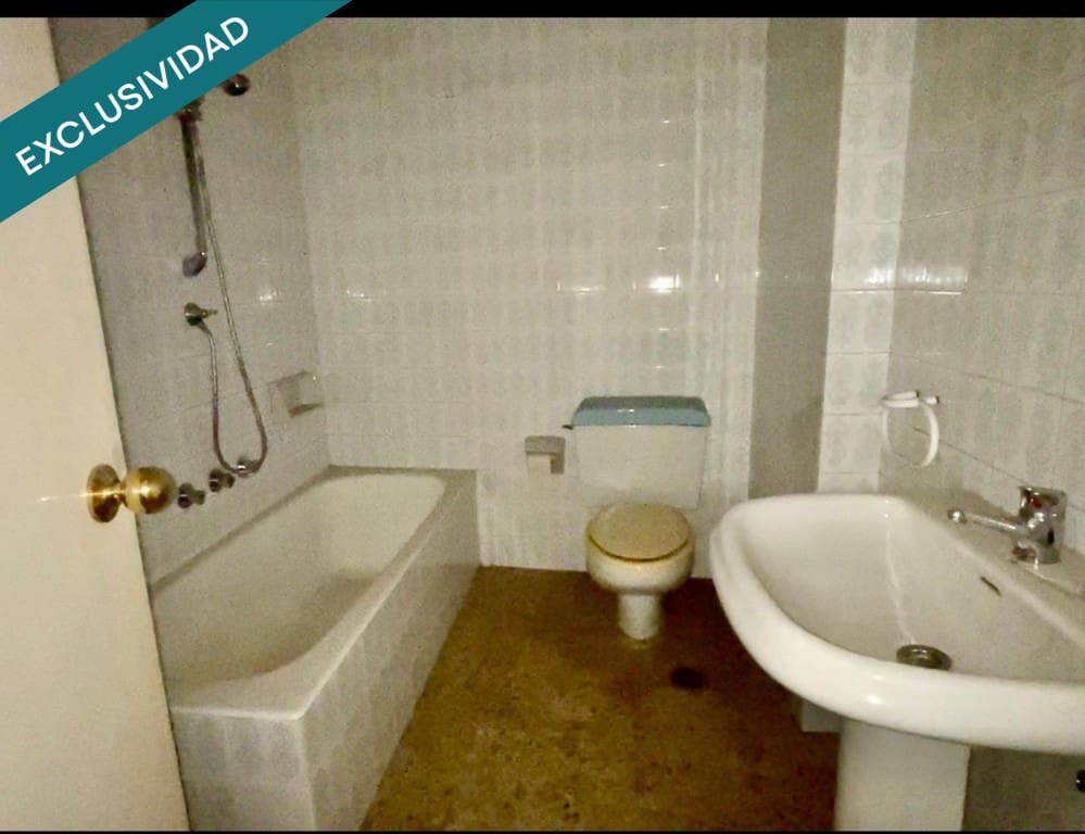4 makuuhuone Huoneisto myytävänä paikassa Ponferrada - 73 000 € (Ref: 9448709)