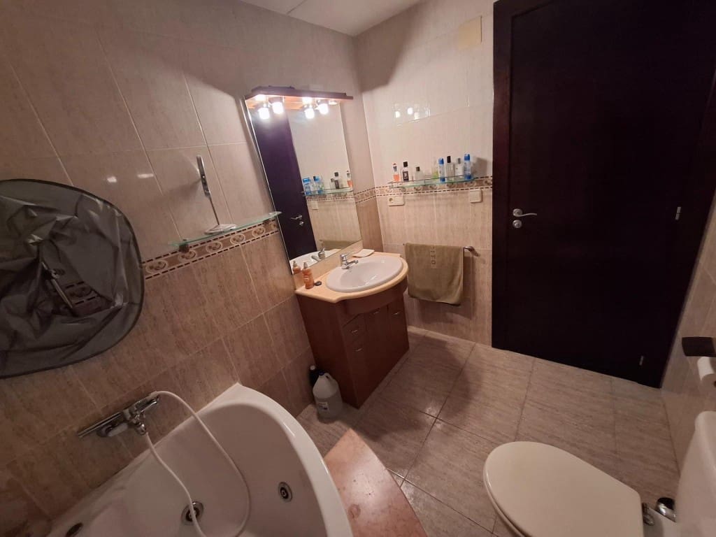 4 soverom Rekkehus til salgs i Llanera de Ranes med garasje - € 165 000 (Ref: 9450969)