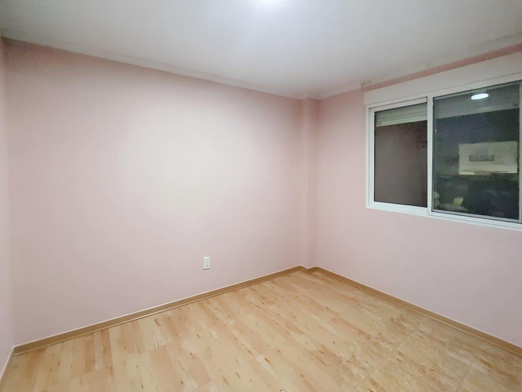 4 soverom Rekkehus til salgs i Llanera de Ranes med garasje - € 165 000 (Ref: 9450969)