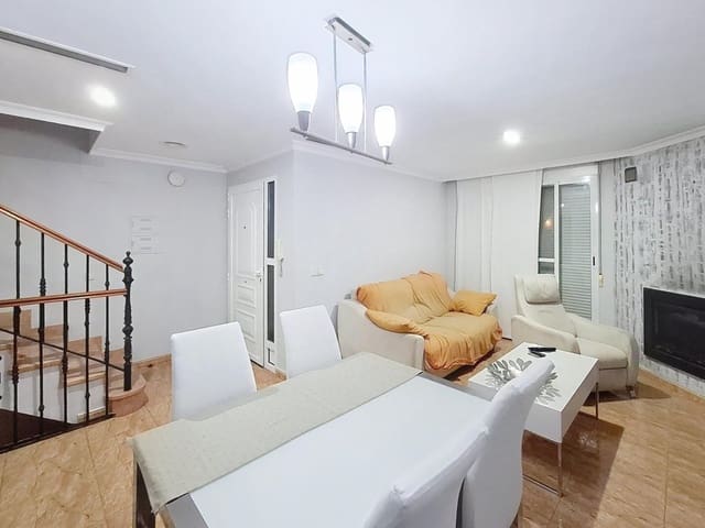 4 soverom Rekkehus til salgs i Llanera de Ranes med garasje - € 165 000 (Ref: 9450969)