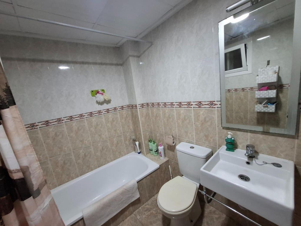 4 soverom Rekkehus til salgs i Llanera de Ranes med garasje - € 165 000 (Ref: 9450969)