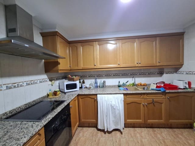 4 soverom Rekkehus til salgs i Llanera de Ranes med garasje - € 165 000 (Ref: 9450969)