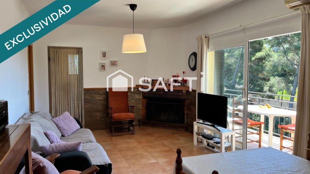 3 chambre Villa/Maison à vendre à Sant Cebria de Vallalta avec garage - 250 000 € (Ref: 9450970)