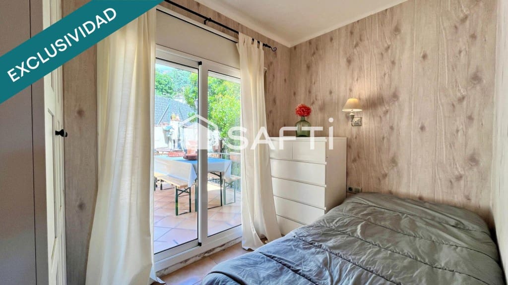 3 chambre Villa/Maison à vendre à Sant Cebria de Vallalta avec garage - 250 000 € (Ref: 9450970)