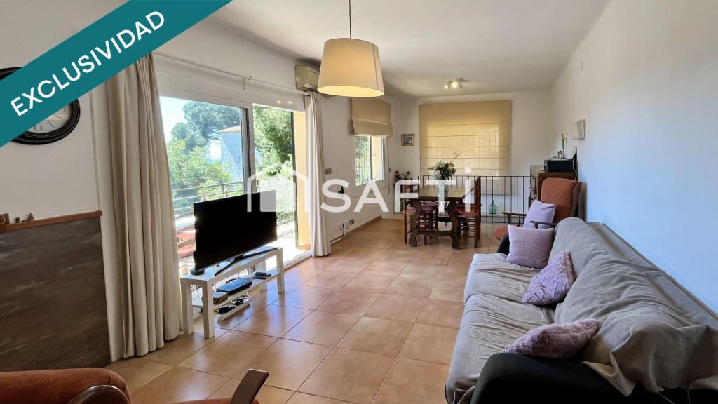 3 chambre Villa/Maison à vendre à Sant Cebria de Vallalta avec garage - 250 000 € (Ref: 9450970)