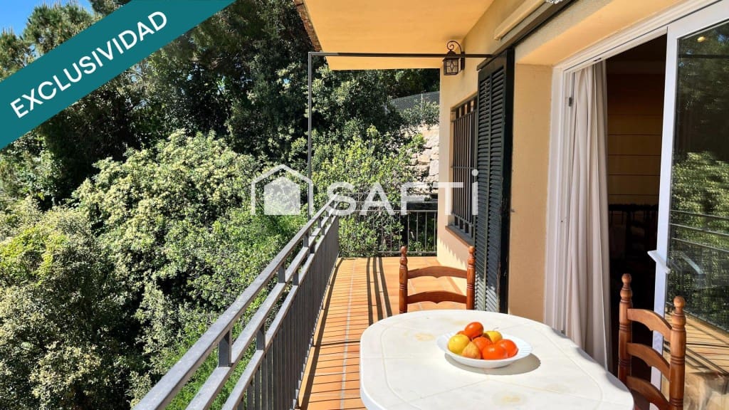 3 chambre Villa/Maison à vendre à Sant Cebria de Vallalta avec garage - 250 000 € (Ref: 9450970)