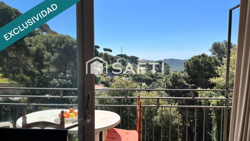 3 chambre Villa/Maison à vendre à Sant Cebria de Vallalta avec garage - 250 000 € (Ref: 9450970)