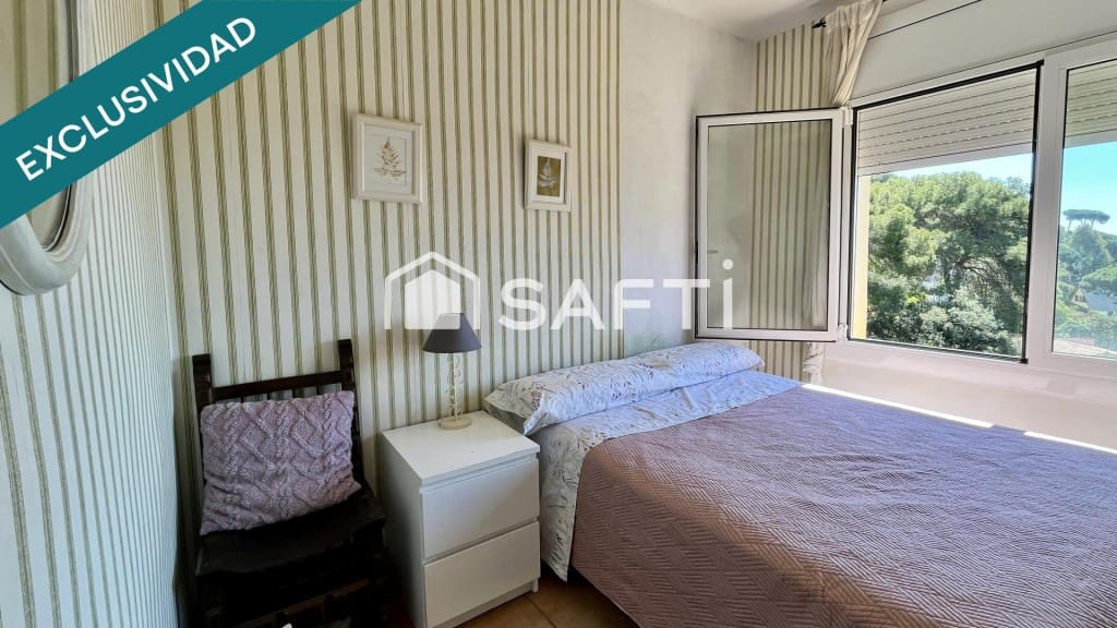 3 chambre Villa/Maison à vendre à Sant Cebria de Vallalta avec garage - 250 000 € (Ref: 9450970)