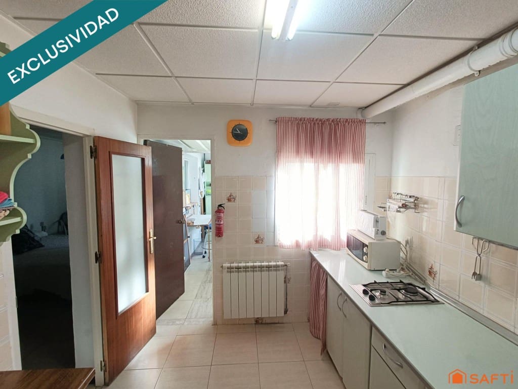 3 bedroom Apartment for sale in Villarta de San Juan with garage - € 43,000 (Ref: 9450973)