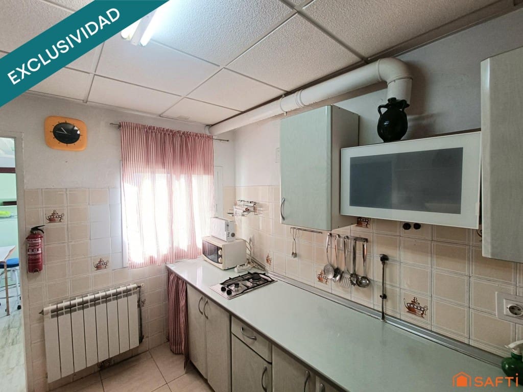 3 bedroom Apartment for sale in Villarta de San Juan with garage - € 43,000 (Ref: 9450973)