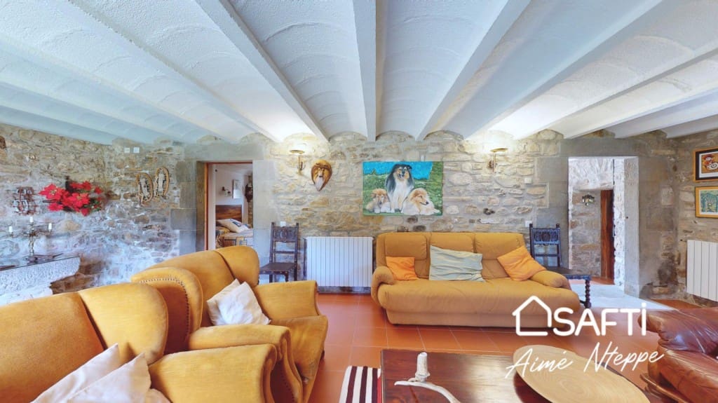 7 slaapkamer Finca/Landhuis te koop in Palol de Revardit met zwembad garage - € 949.650 (Ref: 9450975)