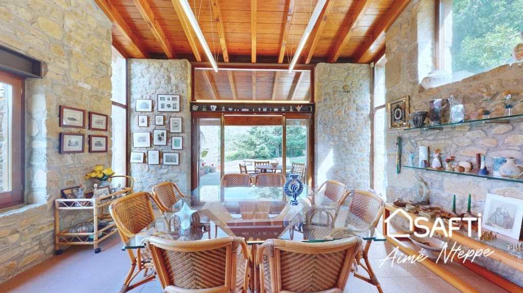 7 slaapkamer Finca/Landhuis te koop in Palol de Revardit met zwembad garage - € 949.650 (Ref: 9450975)