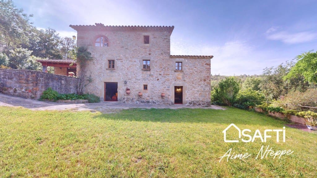 7 slaapkamer Finca/Landhuis te koop in Palol de Revardit met zwembad garage - € 949.650 (Ref: 9450975)