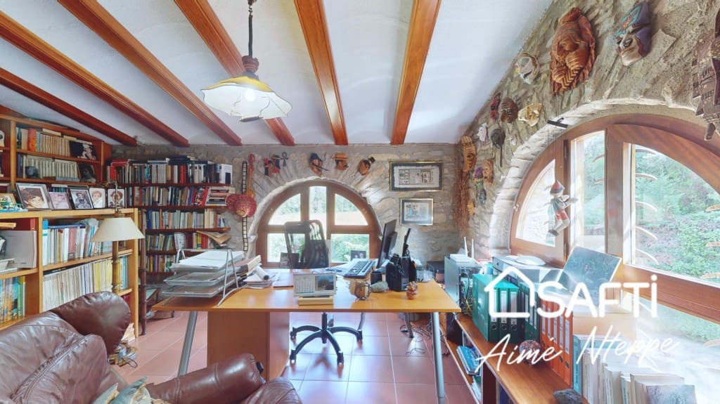 7 slaapkamer Finca/Landhuis te koop in Palol de Revardit met zwembad garage - € 949.650 (Ref: 9450975)