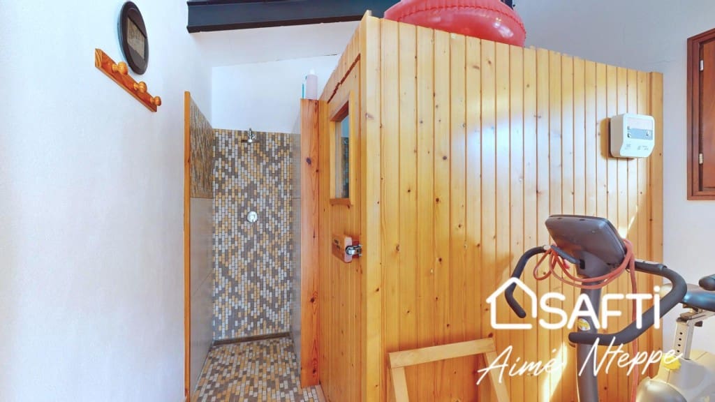 7 slaapkamer Finca/Landhuis te koop in Palol de Revardit met zwembad garage - € 949.650 (Ref: 9450975)