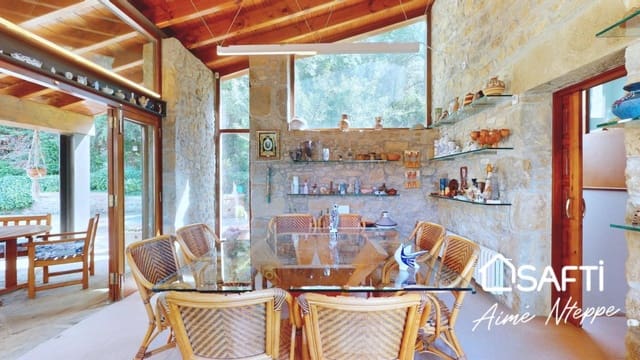 7 slaapkamer Finca/Landhuis te koop in Palol de Revardit met zwembad garage - € 949.650 (Ref: 9450975)